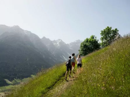 wandelvakantie stubaital oostenrijk sunnenseitn weg 1