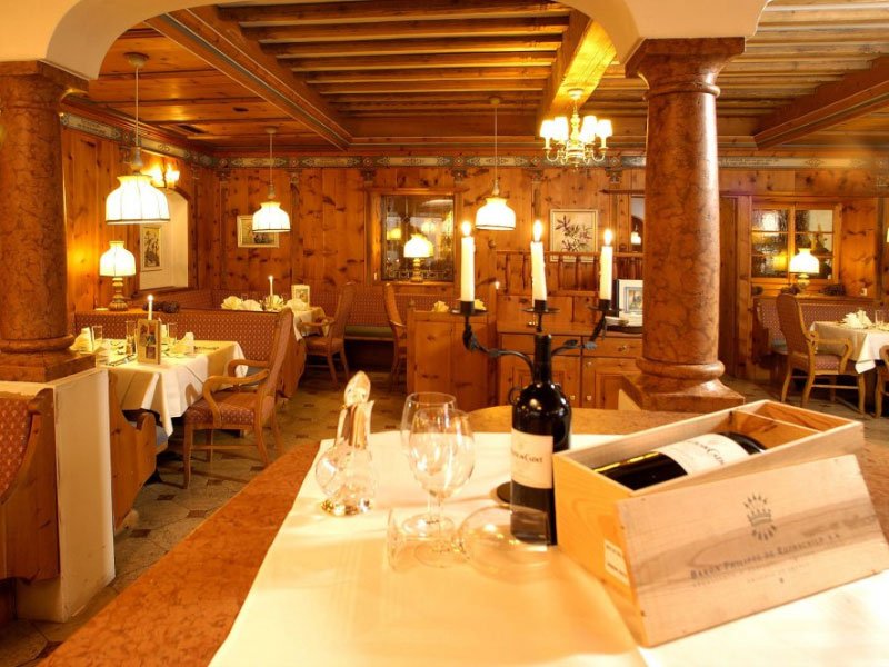 Alpine palace saalbach poker