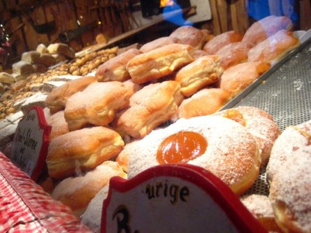 wiener rathausplatz weihnachtsmarkt kerstmarkt wenen donuts