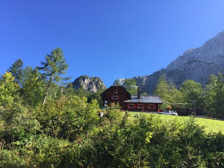 alpe adria trail rifugio zacchi