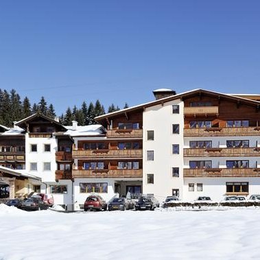 hotel kroneck tirol vakantie oostenrijk oostenrijkse alpen wintersport