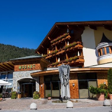 hotel mozart vital ried im oberinntal tirol vakantie oostenrijk oostenrijkse alpen