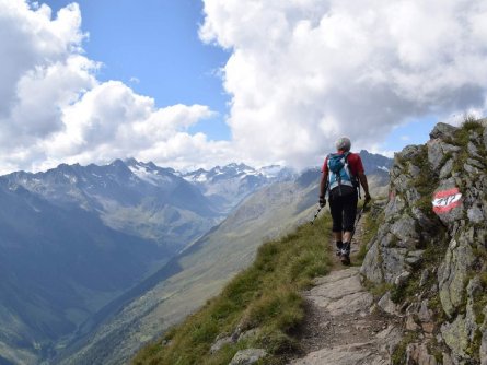 huttentocht stubaier höhenweg vakantie oostenrijk oostenrijkse alpen e1 starkenburger hütte (2)