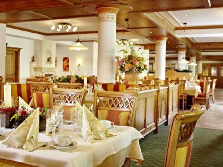 lifthotel kirchberg tirol vakantie oostenrijk oostenrijkse alpen restaurant