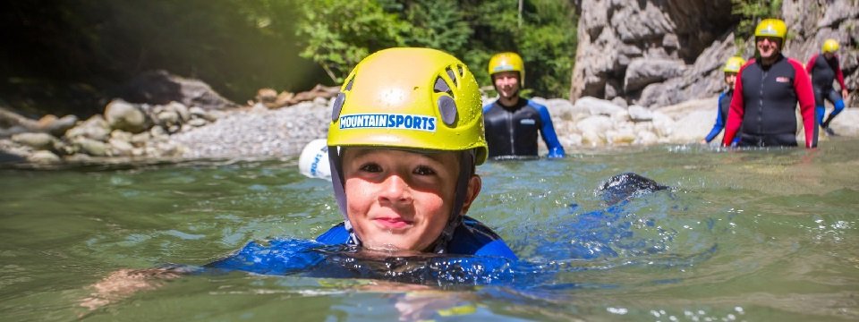 avontuur family canyoning outdoor active zillertal vakantie oostenrijk oostenrijkse alpen