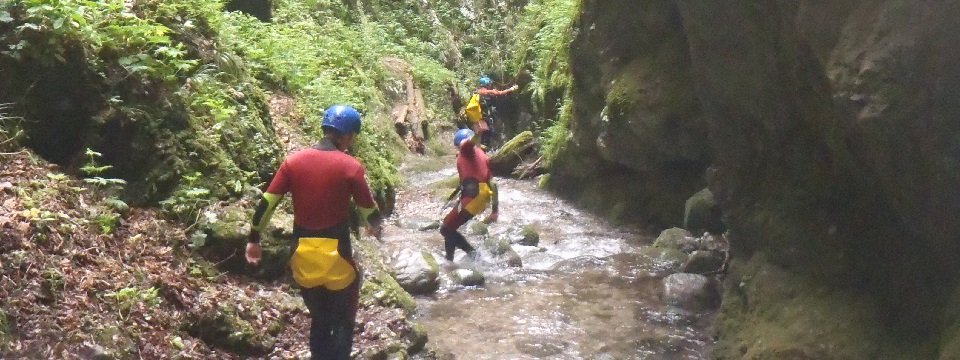 canyoning actieve vakantie familie val di sole wandelen kinderen vakantie italie italiaanse alpen  (4)