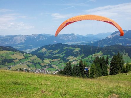 tandem paragliding in het zillertal tirol mayrhofen fuegen vakantie oostenrijk oostenrijkse alpen activiteit (33)