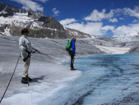 actieve vakantie gletsjertrekkings aletsch gletsjer trekking vakantie zwitserland (27)