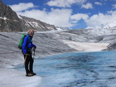 actieve vakantie gletsjertrekkings aletsch gletsjer trekking vakantie zwitserland (12)