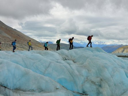 actieve vakantie gletsjertrekkings aletsch gletsjer trekking vakantie zwitserland (3)