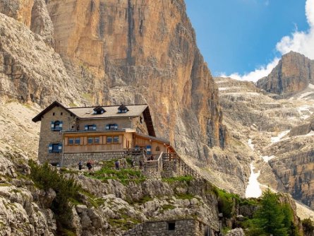 brenta dolomiti trail huttentocht dolomieten val di sole actieve vakantie italie italiaanse alpen rifugio tuckett 1