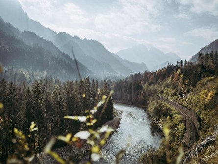 lynx trail meerdaagse wandeltocht oostenrijk oostenrijkse alpen etappe 6 rauchbodenweg mit reichenstein und enns