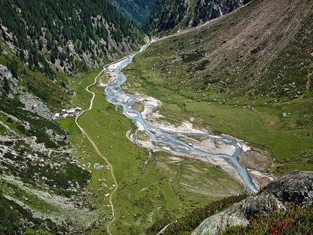 huttentocht stubaier höhenweg stubaier alpen stubaital oostenrijk stubai tirol tourismusverband stubai tirol sulzenau huette sulzenauer becken 2