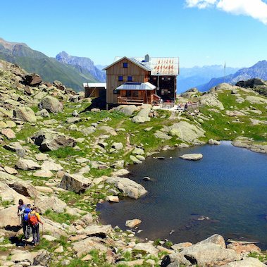 hier Buitensporig verhaal Huttentochten in de Alpen | AlpenReizen