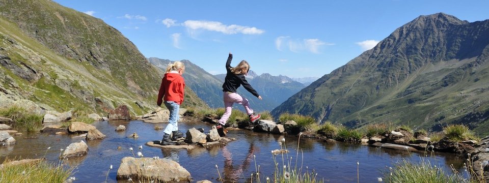 huttentocht stubaier höhenweg stubaier alpen stubaital oostenrijk stubai tirol tourismusverband stubai tirol nürnberger huette 6