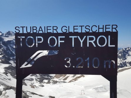 huttentocht stubaier höhenweg stubaier alpen stubaital oostenrijk stubai tirol tourismusverband stubai tirol dresdner huette top of tyrol 3