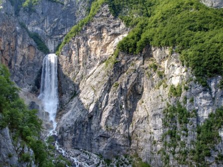 slovenia friuli trail alpe adria trail stage 25 boka waterfall 1