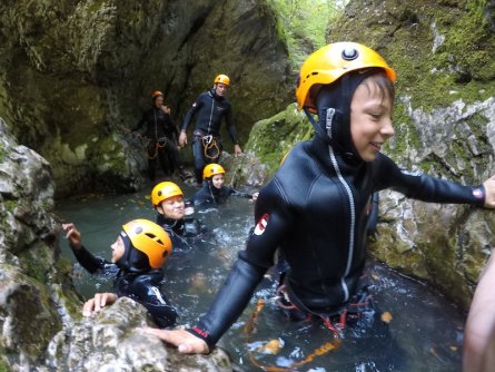 family active bled actieve gezinsvakantie slovenie julische alpen canyoning jereka 5