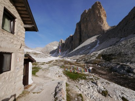 huttentocht dolomieten panorama val di fassa zuid tirol italie italiaanse alpen wandelvakantie rifugio antermoia 2497 m 