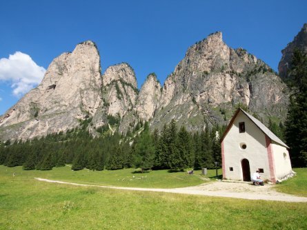 day 4   huttentocht puez odle nature_park dolomieten italiaanse alpen italie berghut day 4   vallunga (25)