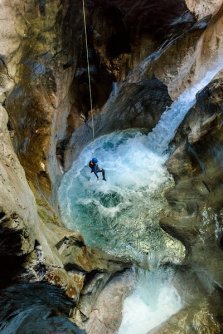 family active lofer avontuurlijke gezinsvakantie canyoning oostenrijk (4)