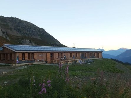 huttentocht savoie panorama frankrijk beaufort refuge des prés 4