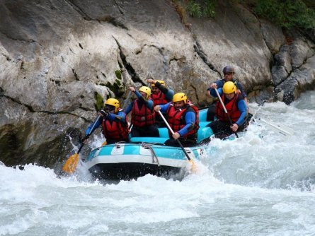 family active samoëns avontuurlijke gezinsvakantie families frankrijk haute savoie rafting3