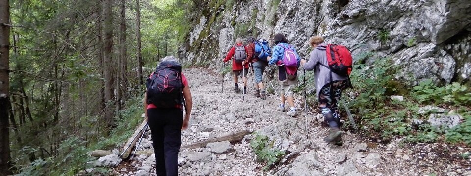 huttentocht julische alpen slovenie goriska wandelen krn lakes hut lepena