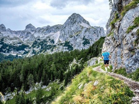 huttentocht triglav panorama julische alpen slovenië gorenjska trail running