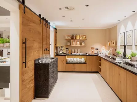 wandelvakantie serfaus fiss ladis oostenrijk oostenrijkse alpen tirol hotel castel ontbijt