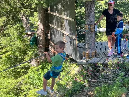 family active la plagne actieve gezinsvakantie families frankrijk savoie avontuurlijk klimpark