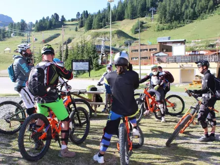 family outdoor active la plagne actieve gezinsvakantie outdoorvakantie frankrijk savoie emountainbiken