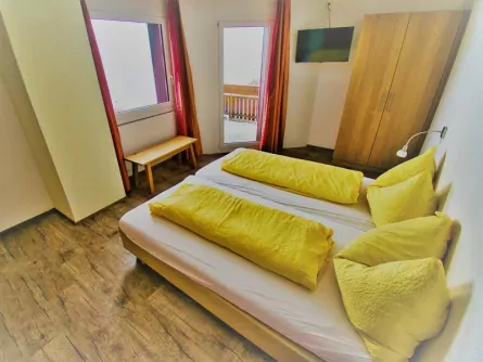 hotel restaurant jungfrau wallis fiescheralp fiesch slaapkamer 2
