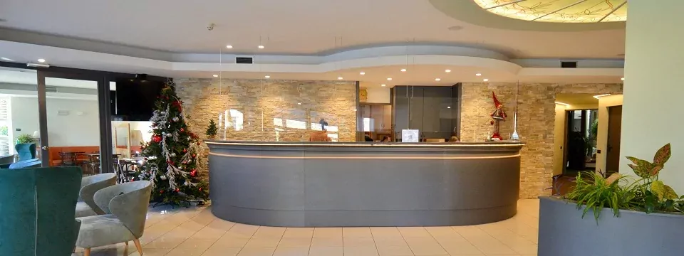 hotel alpholiday dolomiti italië trentino zuid tirol dimaro receptie