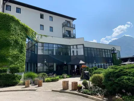 hotel alp bovec goriska slovenie buiten