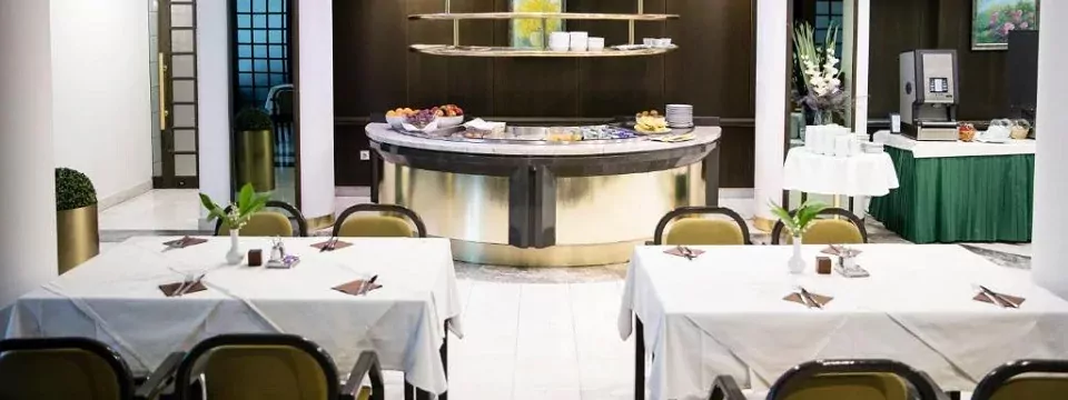 hotel alp bovec goriska slovenie restaurant