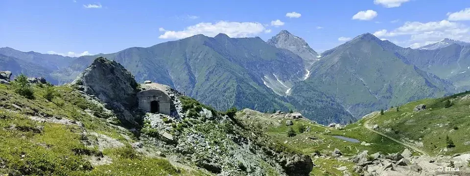 huttentocht piemonte panorama frankrijk piedmont oisans © erica
