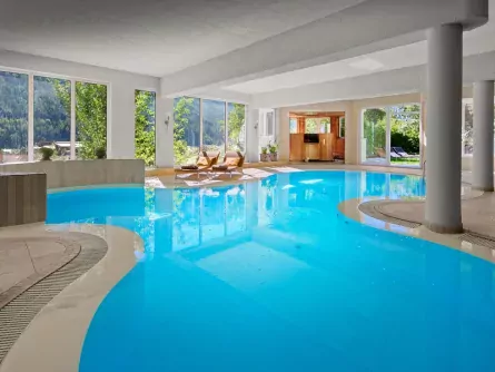 vakantie oostenrijk tirol fulpmes stubaital alpin resort stubaier hof zwembad3