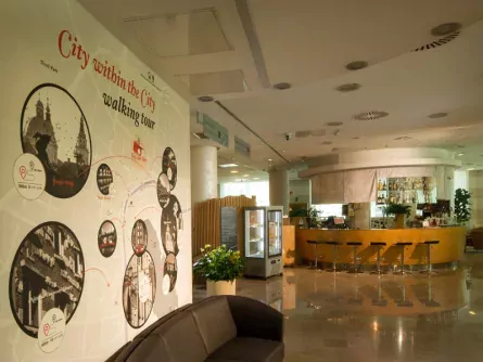rondreis slovenie highlights city hotel ljubljana centraal slovenie lobby