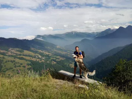 huttentocht valle maira met hond itali&euml; piedmont 2