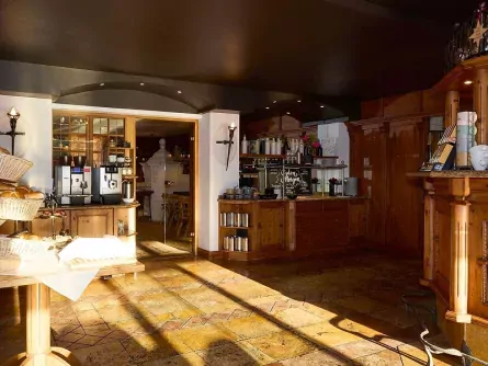 family fun brixental premium tirol brixen im thale hotel hubertus ontbijtruimte