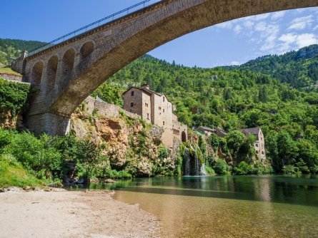 gorges du tarn frankrijk lozere aveyron saint chély du tarn village 2