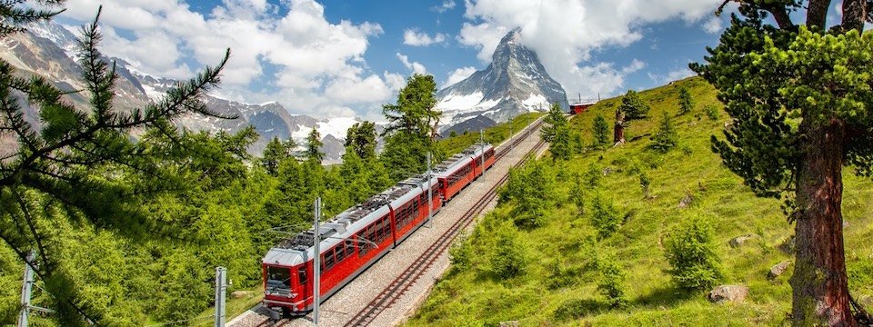 matterhorn zermatt wallis zwitserland adobestock (2)