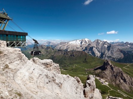 huttentocht val di fassa italie sass pordoi