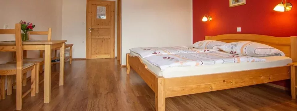 family outdoor active bled avontuurlijke gezinsvakantie slovenie families pri biscu slaapkamer bant2