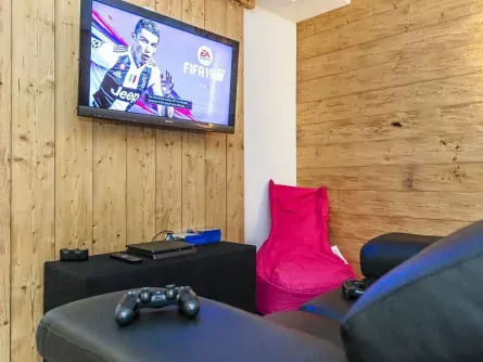 family active lofer avontuurlijke gezinsvakantie oostenrijk families haus central playstation