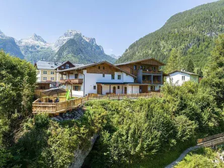 family active lofer avontuurlijke gezinsvakantie oostenrijk families haus central