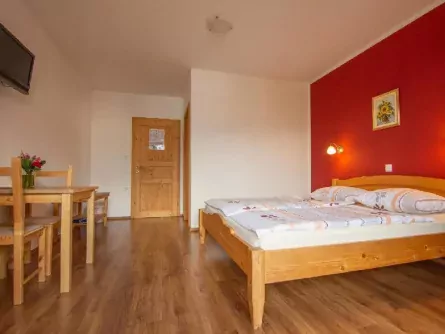 family outdoor active bled avontuurlijke gezinsvakantie slovenie families pri biscu slaapkamer