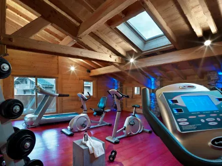 actieve gezinsvakantie outdoorvakantie families frankrijk haute savoie samoëns la reine des prés gym