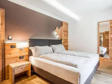 family active val di sole premium hotel palace ravelli alpine triple room (1)